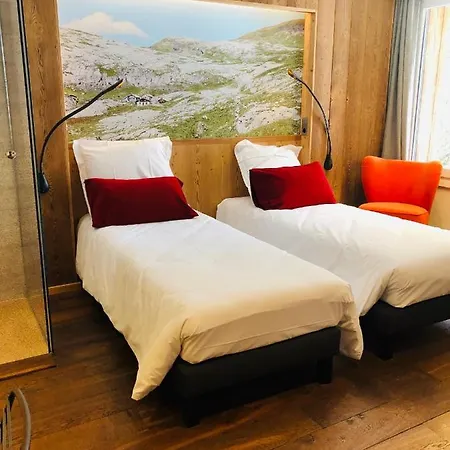 Lapiaz & - Hotel